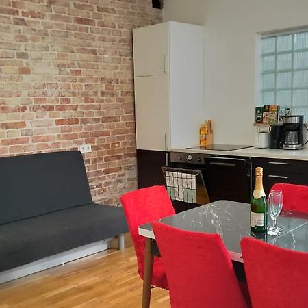 Cozynite Premium Apartment Stadthalle Viena Exterior foto